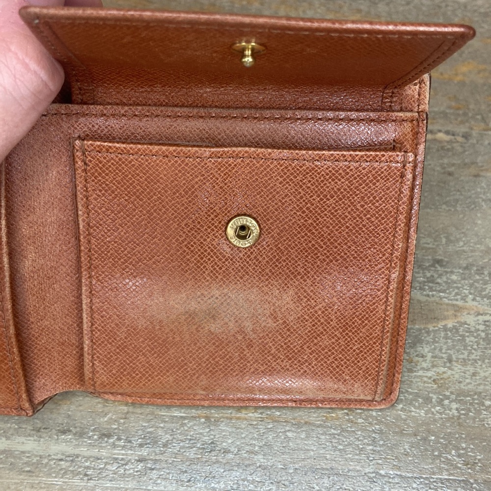 Louis Vuitton Bifold wallet - Picture 7 of 15